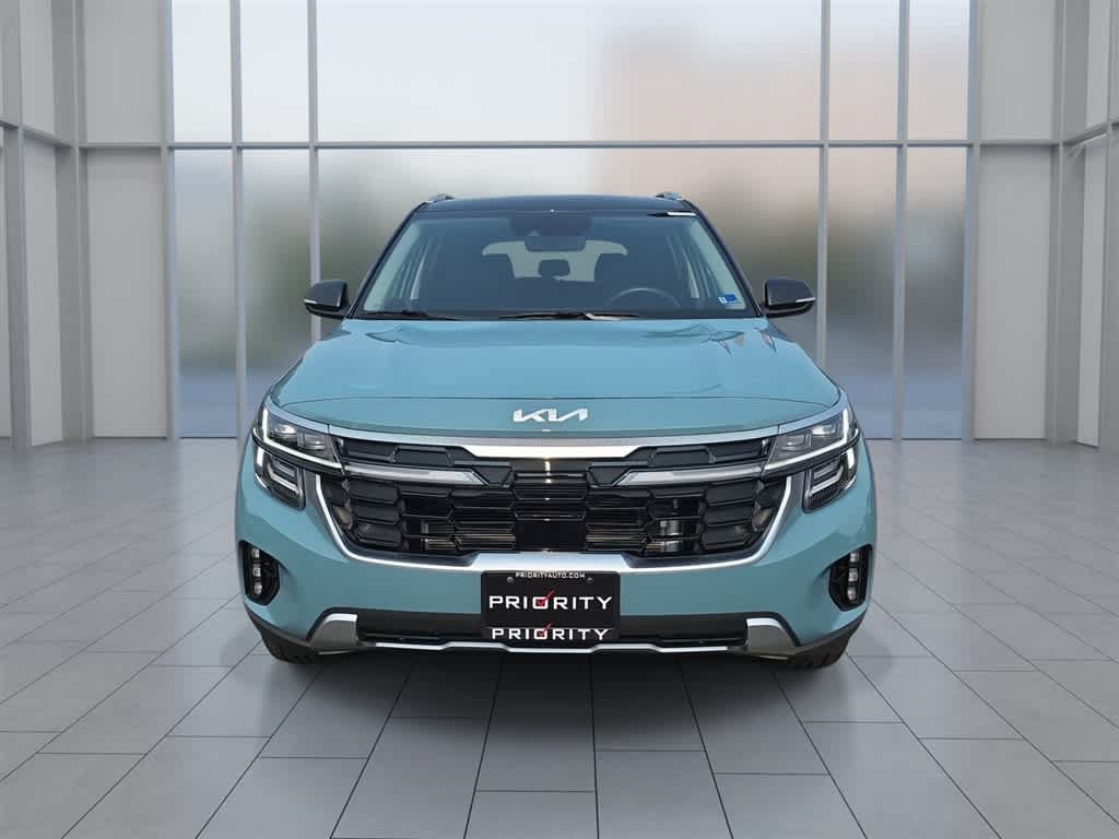 Used 2025 Kia Seltos SX AWD/4WD image 4