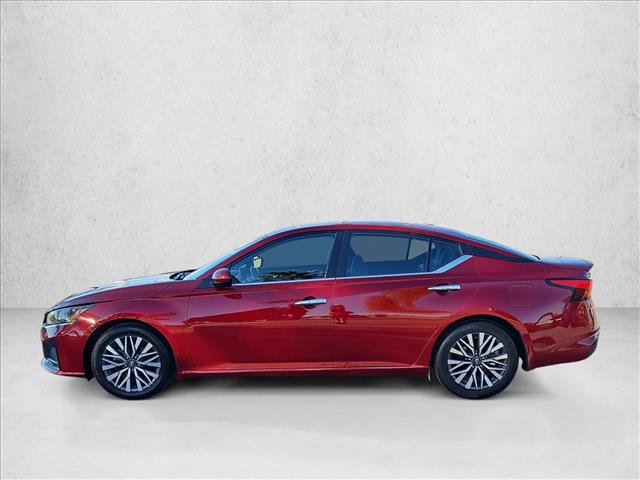 Used 2024 Nissan Altima 2.5 SV w/ SV Premium Package image 9