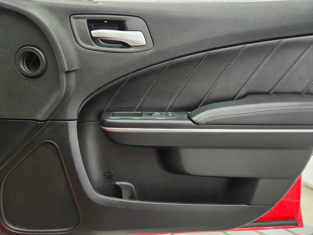 Used 2016 Dodge Charger SXT w/ AWD Plus Group image 32
