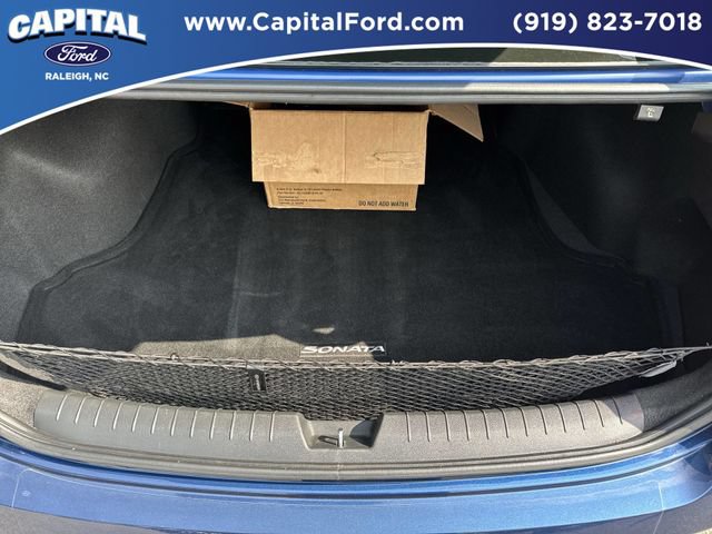 Used 2016 Hyundai Sonata Limited w/ Option Group 04 FWD image 16