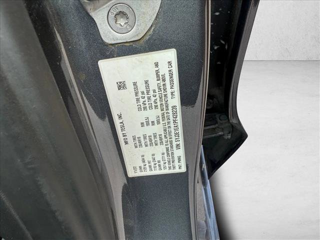 Used 2023 Tesla Model 3 Standard Range image 18