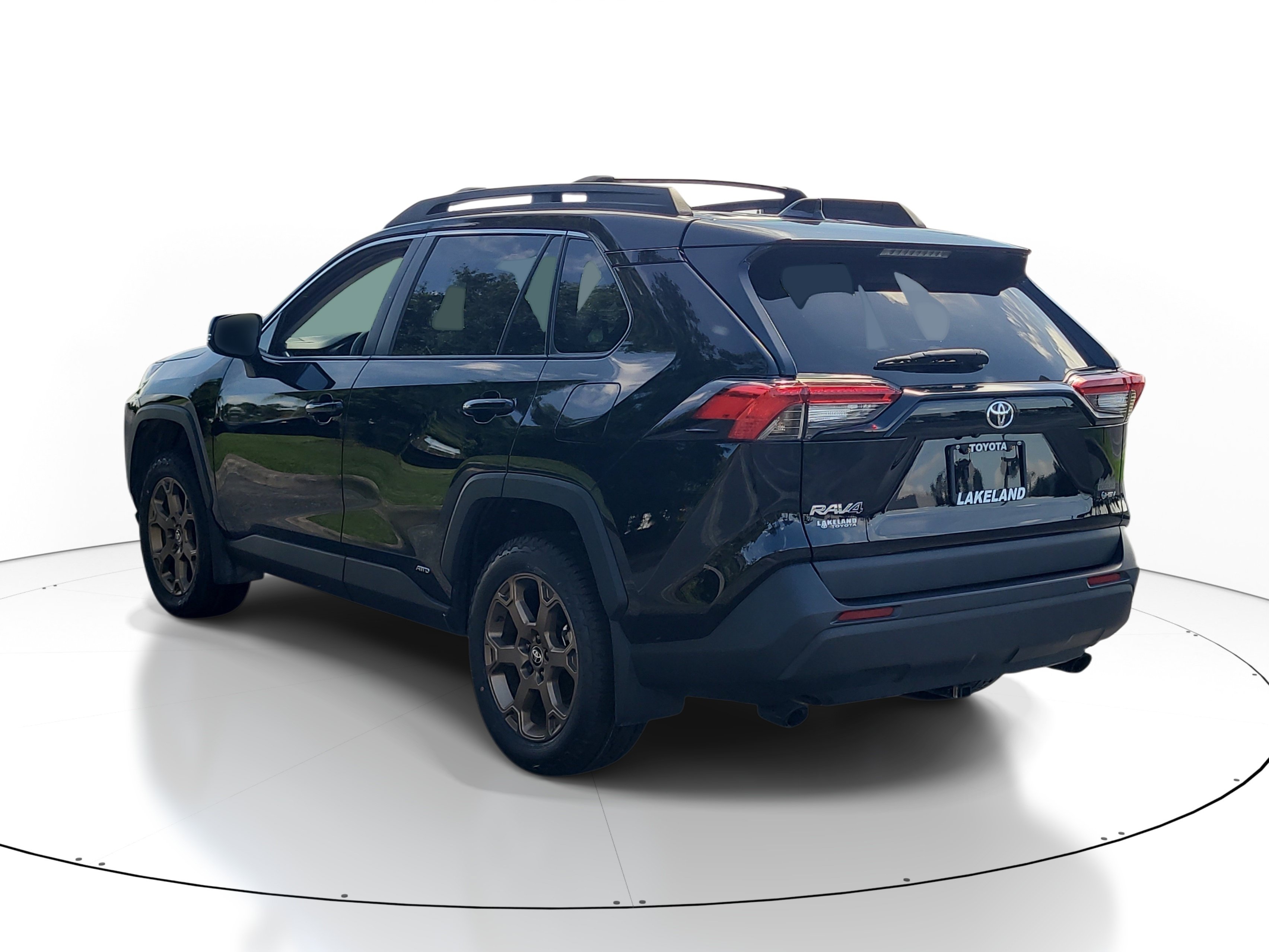 Certified 2025 Toyota RAV4 Woodland Edition AWD/4WD image 5