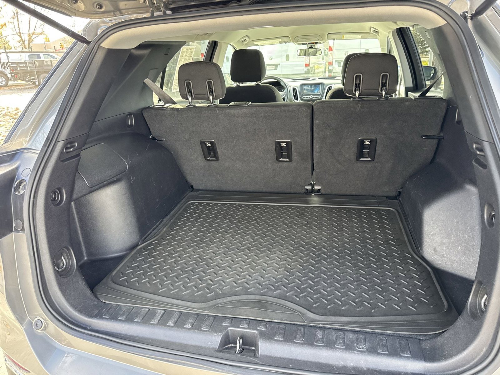 Used 2018 Chevrolet Equinox LT image 31