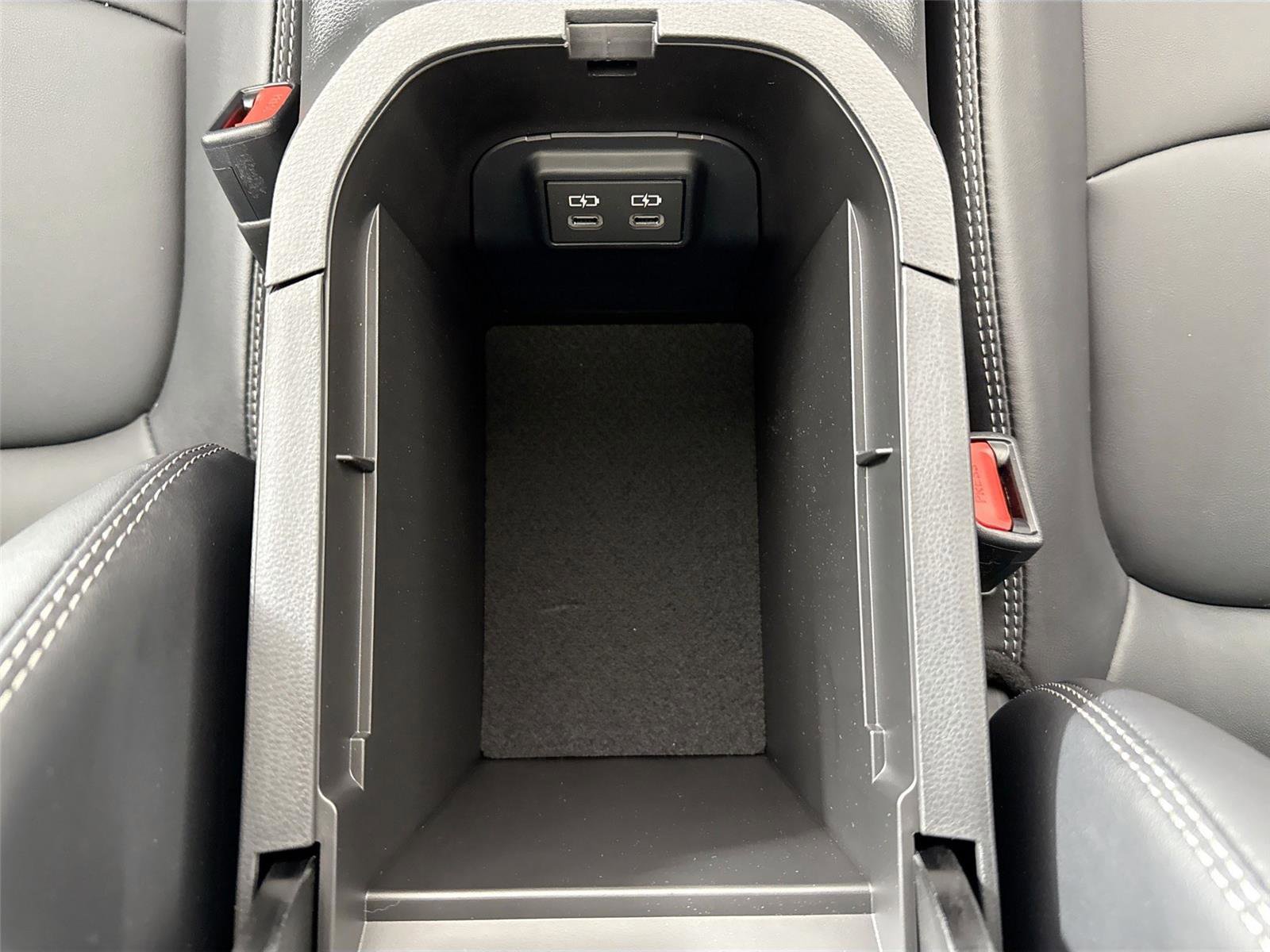 Certified 2025 Toyota RAV4 XLE Premium image 32