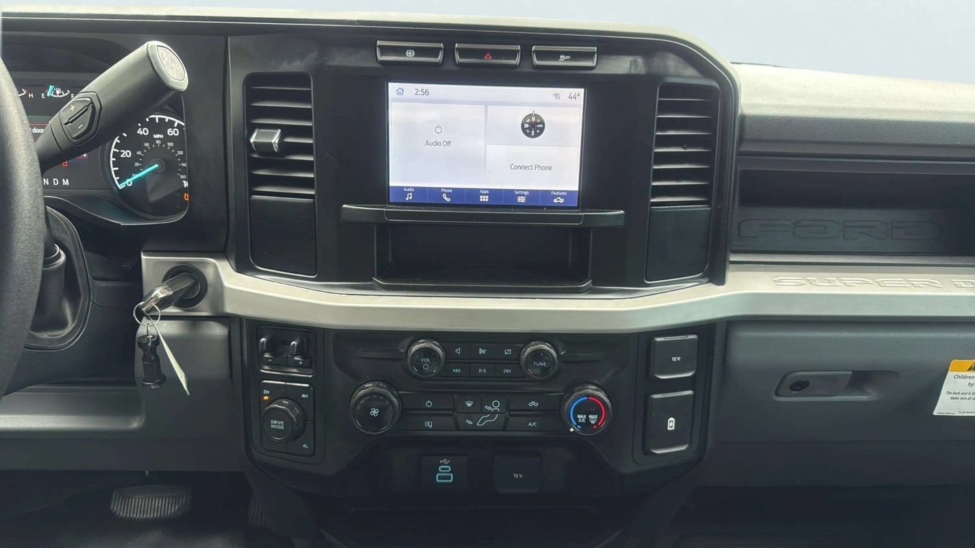 Used 2024 Ford F350 XL AWD/4WD image 10