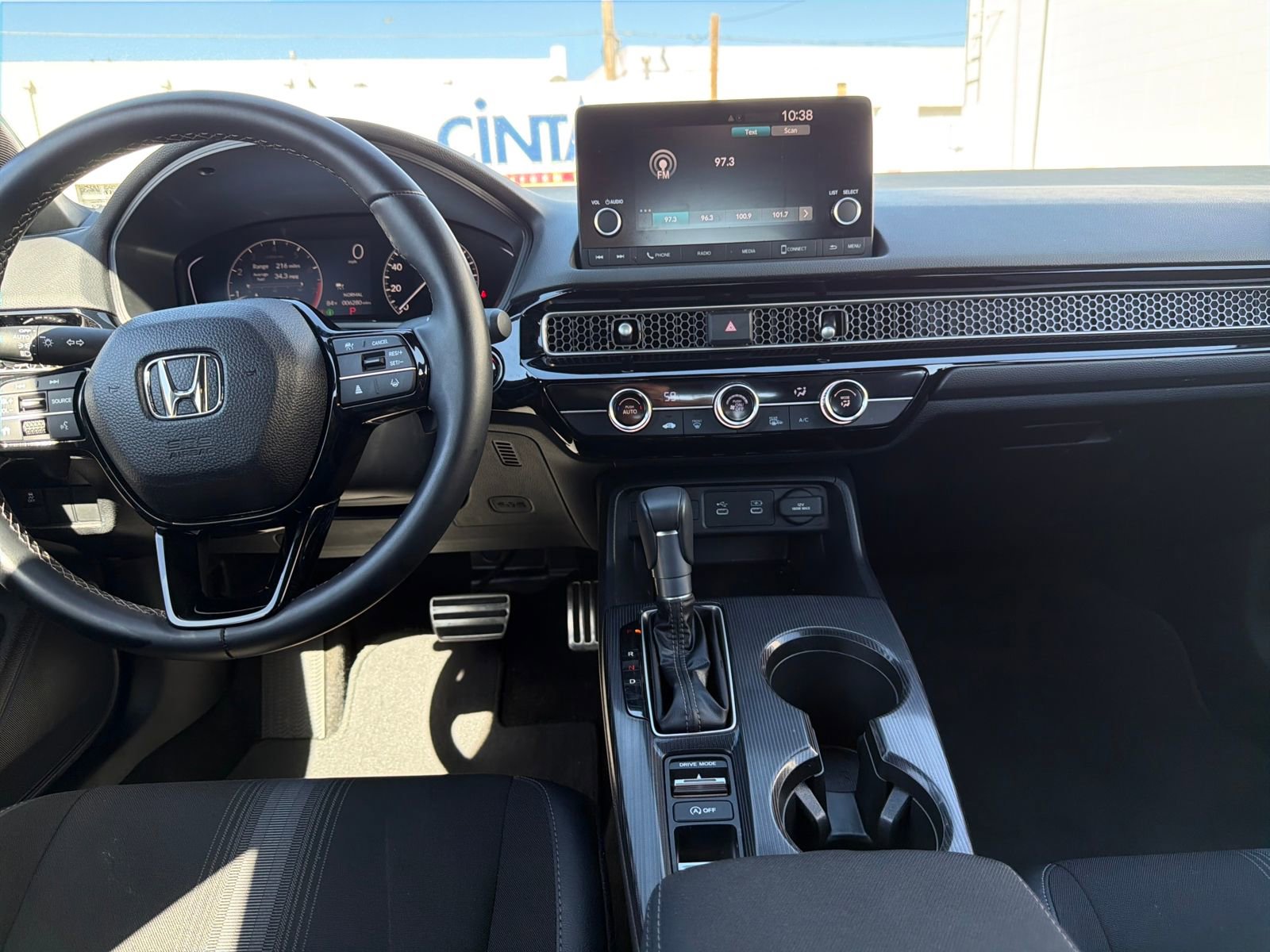 Used 2025 Honda Civic Sport image 25
