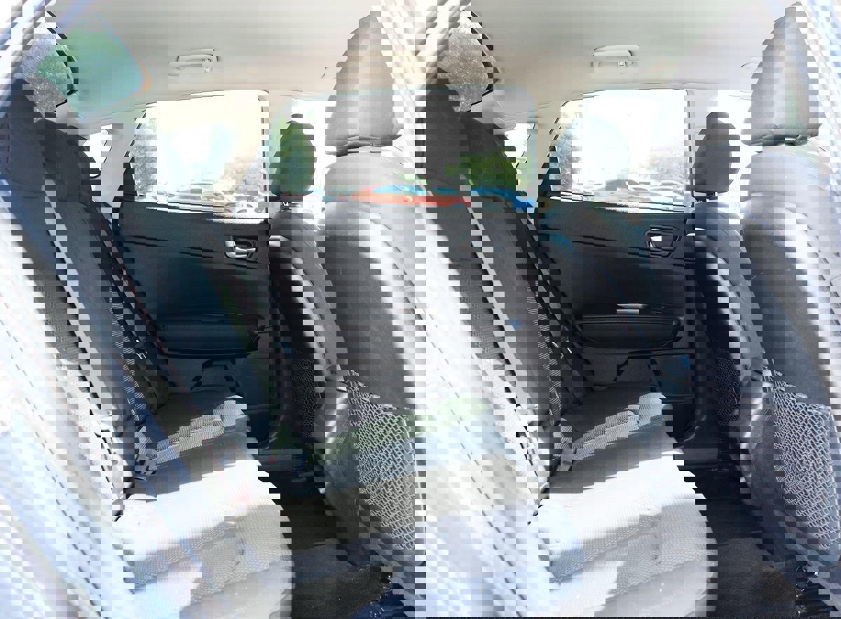 Used 2020 Kia Optima LX image 27