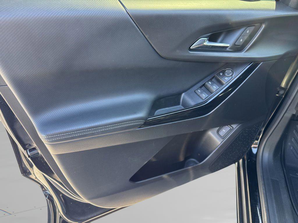 Used 2025 Chevrolet Equinox LT w/ Convenience Package II image 20