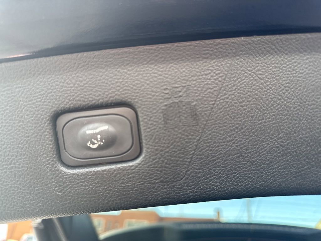 Certified 2022 Ford Edge ST image 46