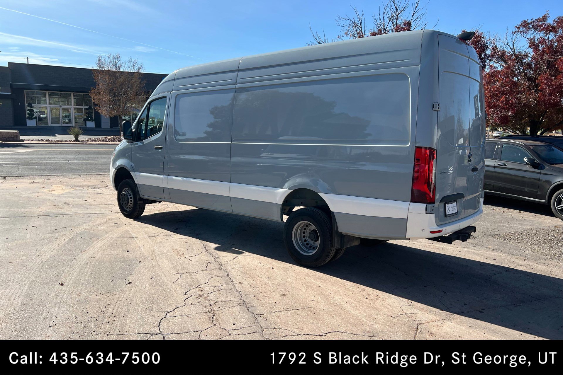 Used 2025 Mercedes-Benz Sprinter 3500 image 3