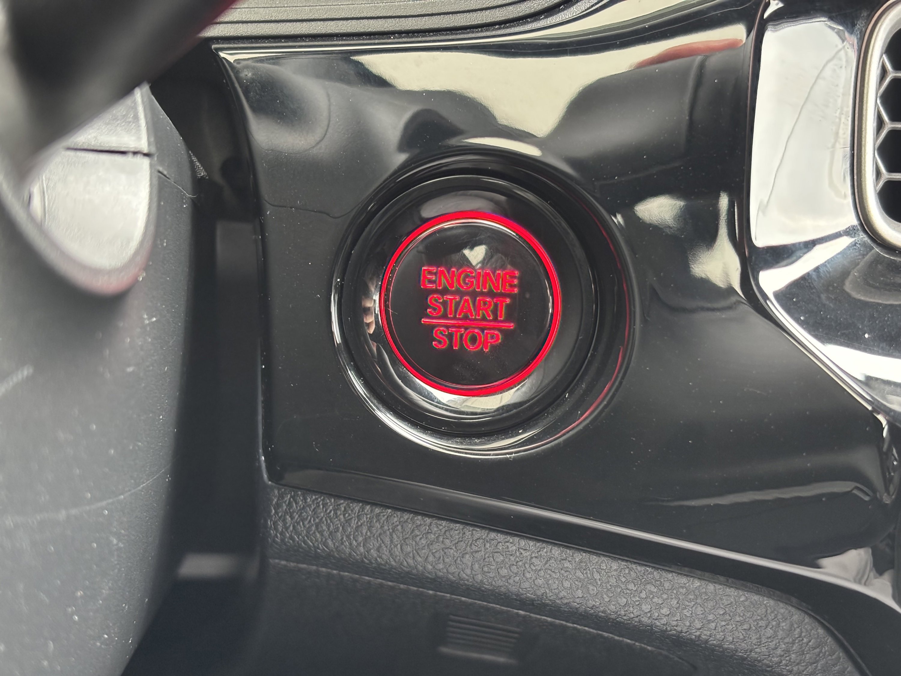 Certified 2025 Honda Civic Sport image 17