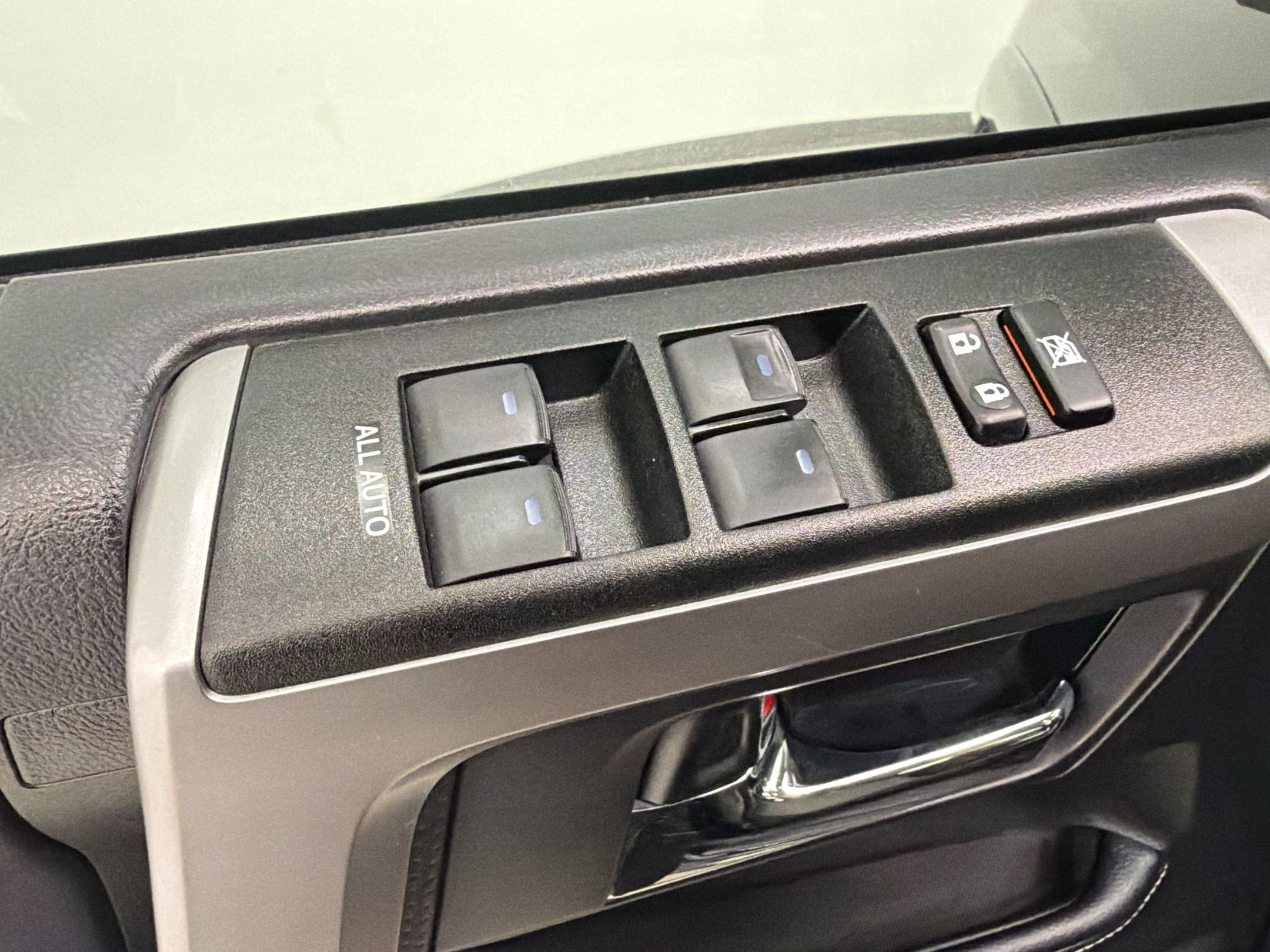 Used 2019 Toyota 4Runner SR5 image 19