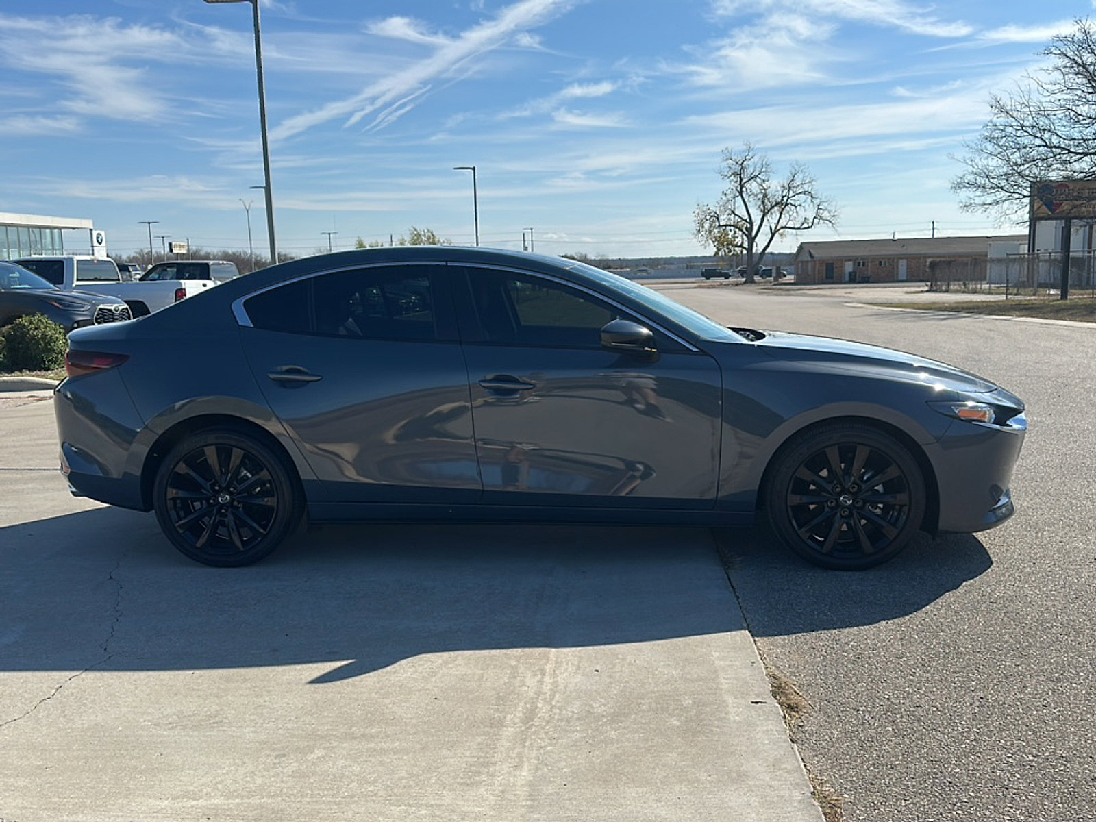 Used 2023 MAZDA MAZDA3 s image 9