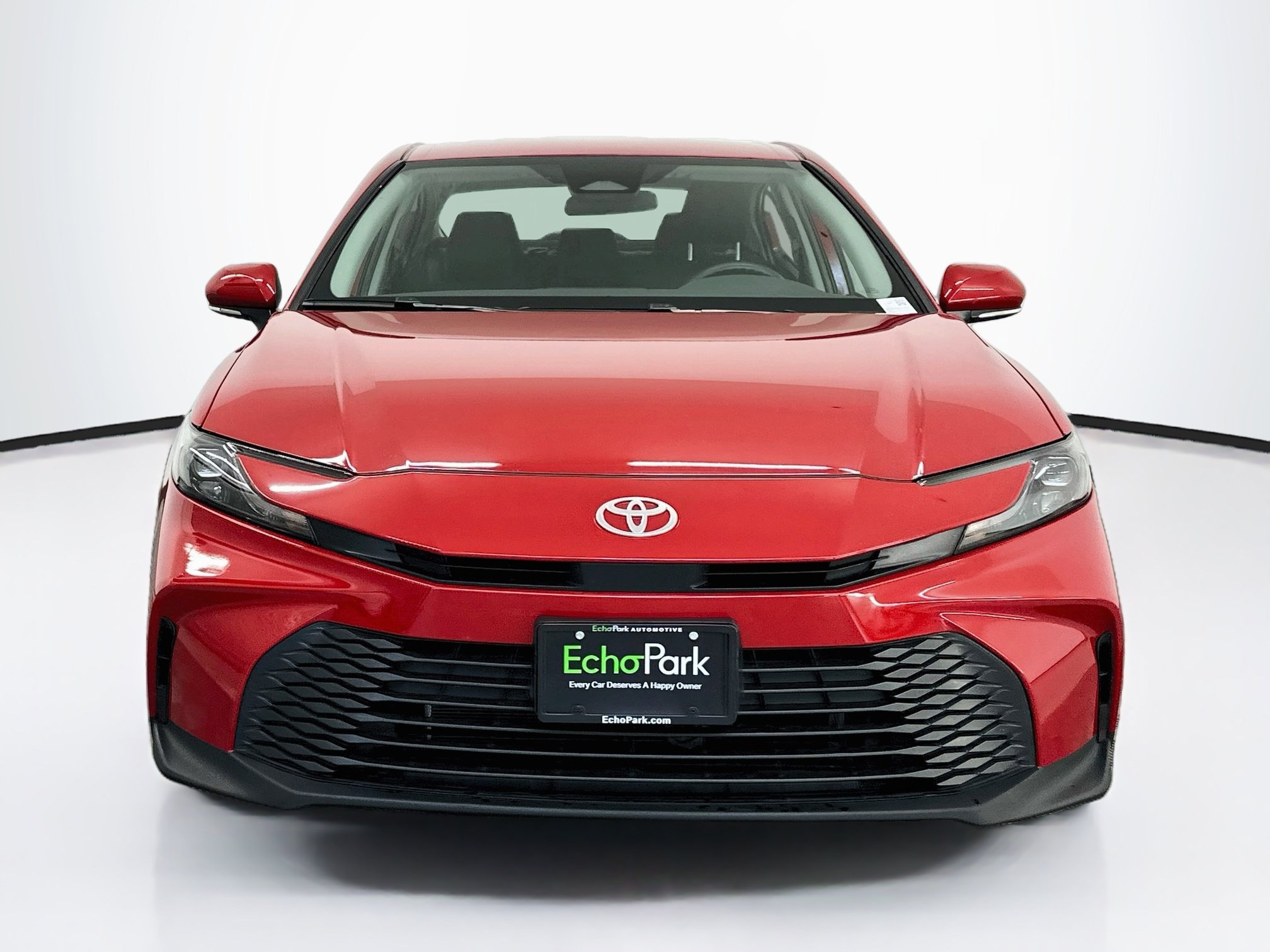 Used 2025 Toyota Camry LE FWD image 2