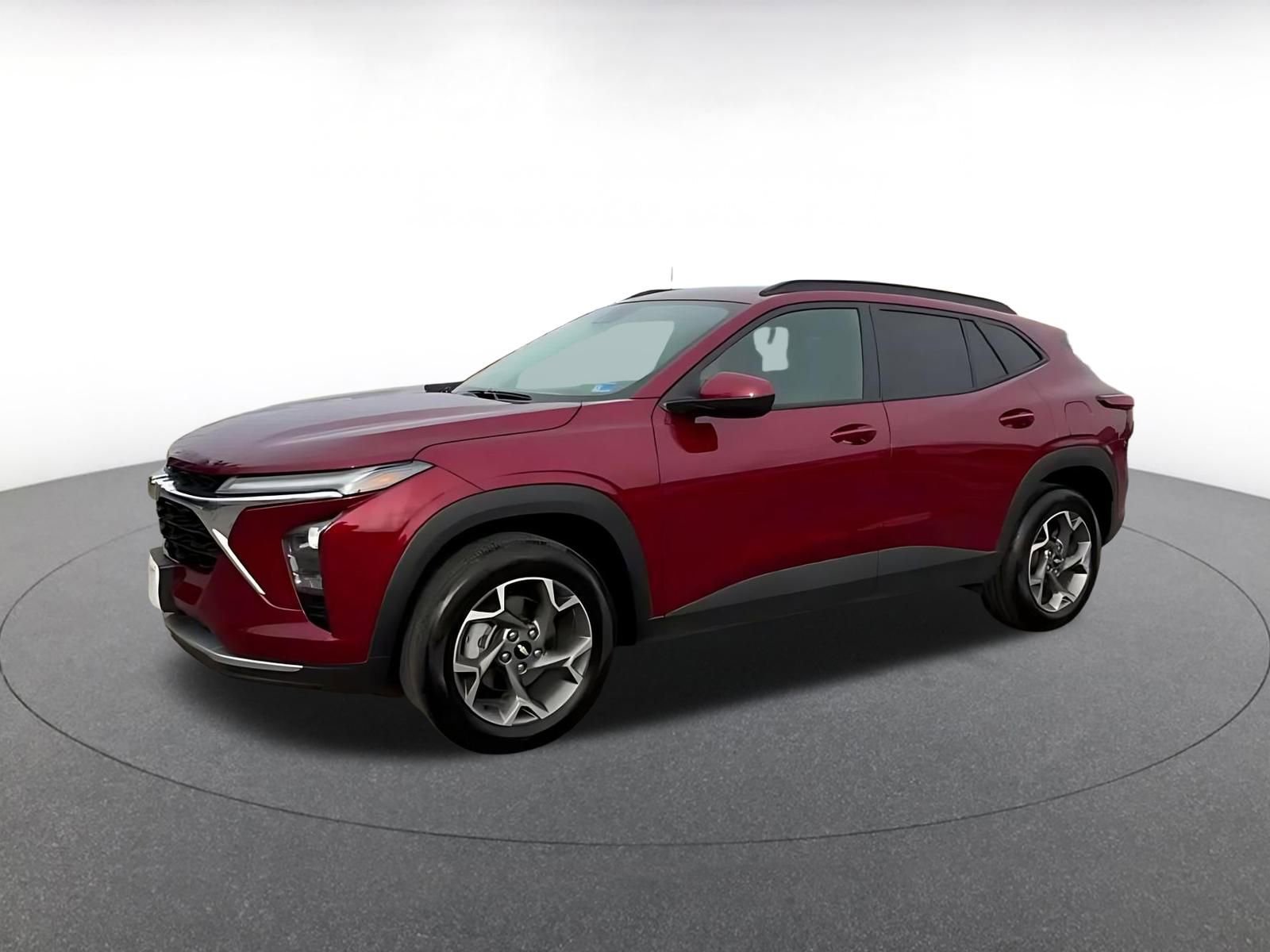 Used 2025 Chevrolet Trax LT image 8