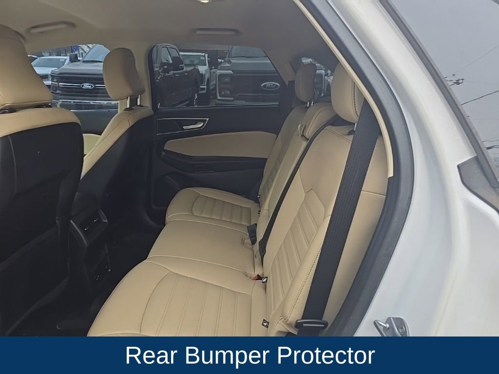 Used 2022 Ford Edge SEL w/ Convenience Package image 12
