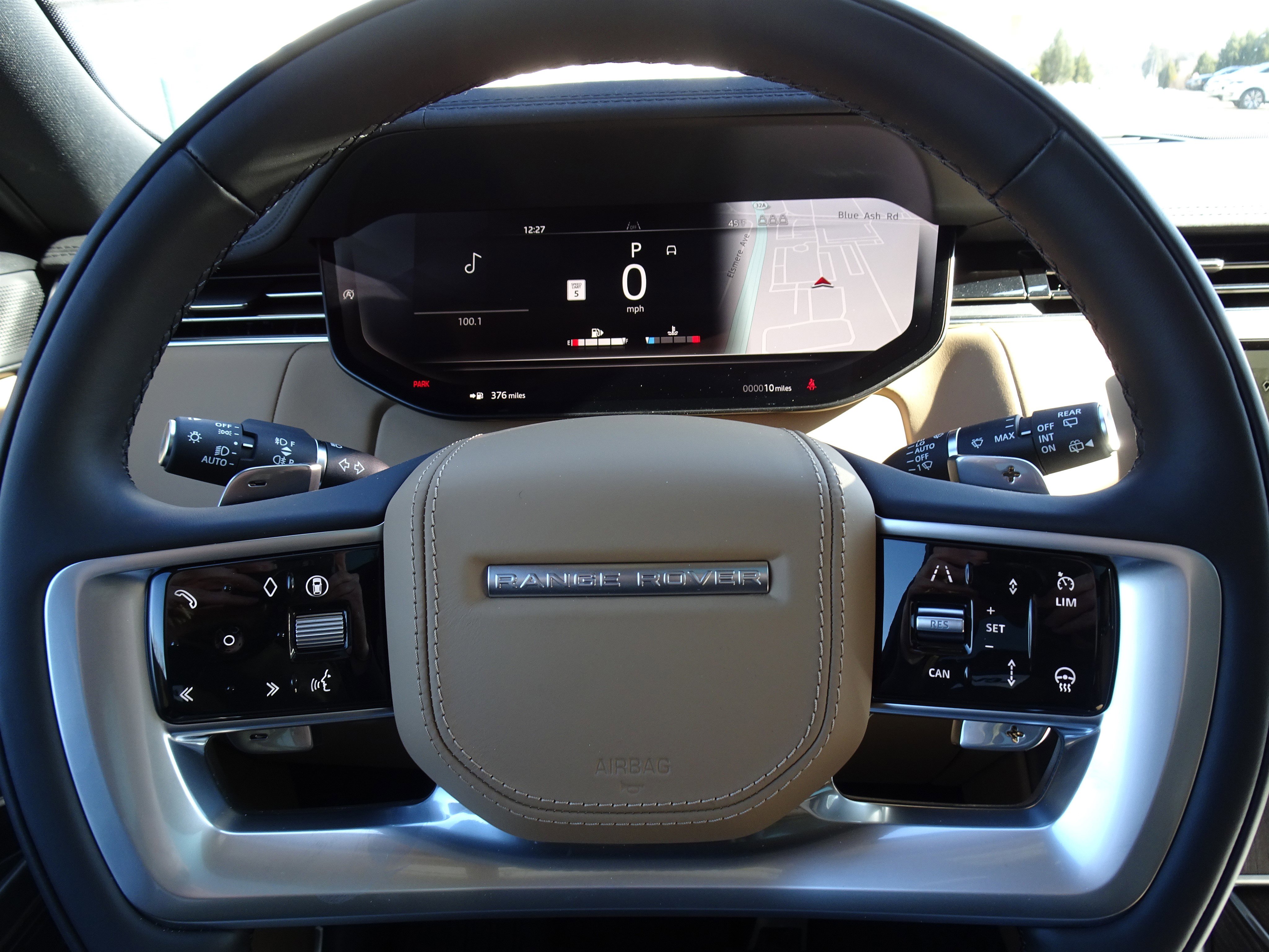 New 2026 Land Rover Range Rover SE image 25