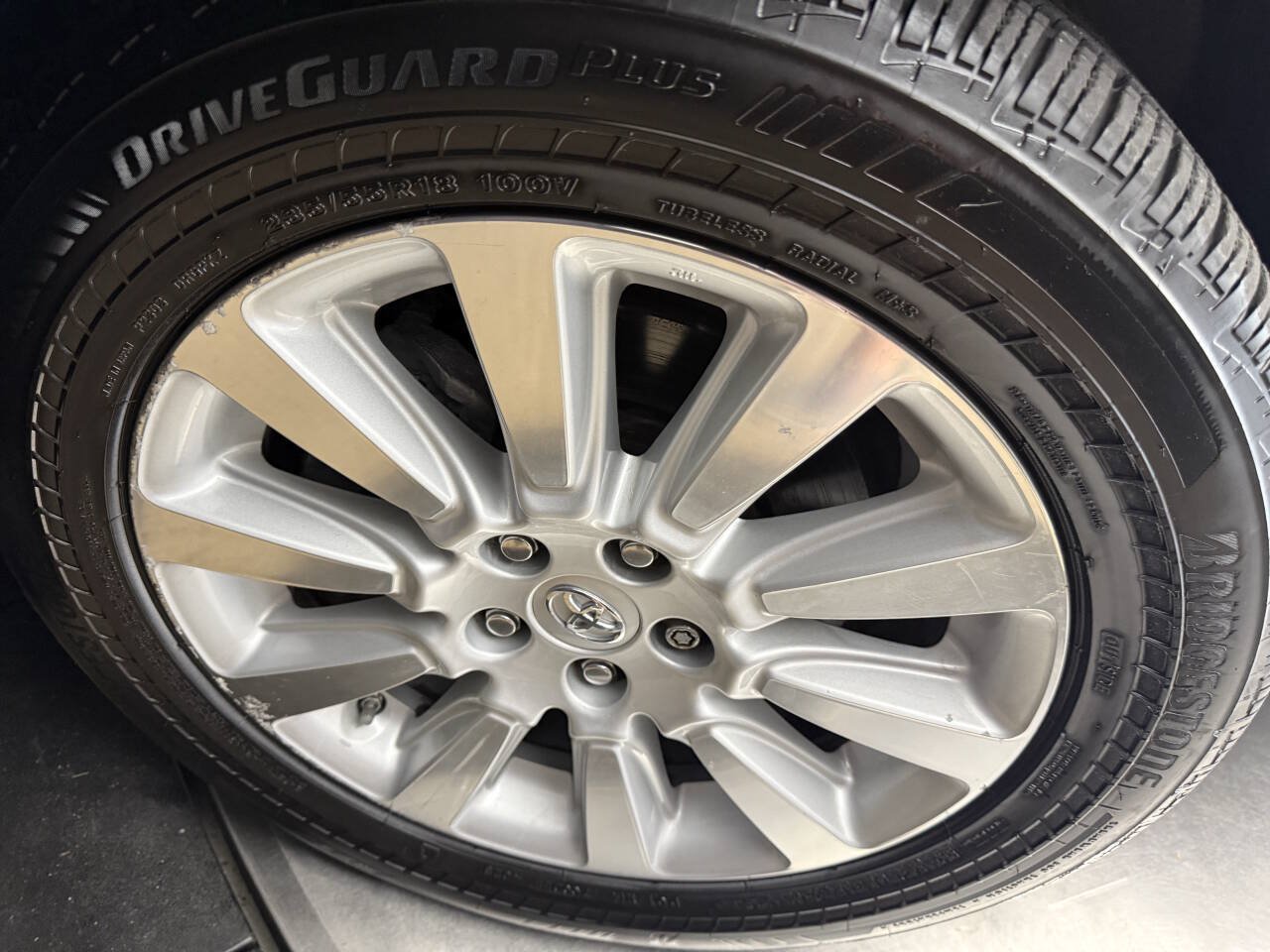 Used 2014 Toyota Sienna XLE AWD/4WD image 32