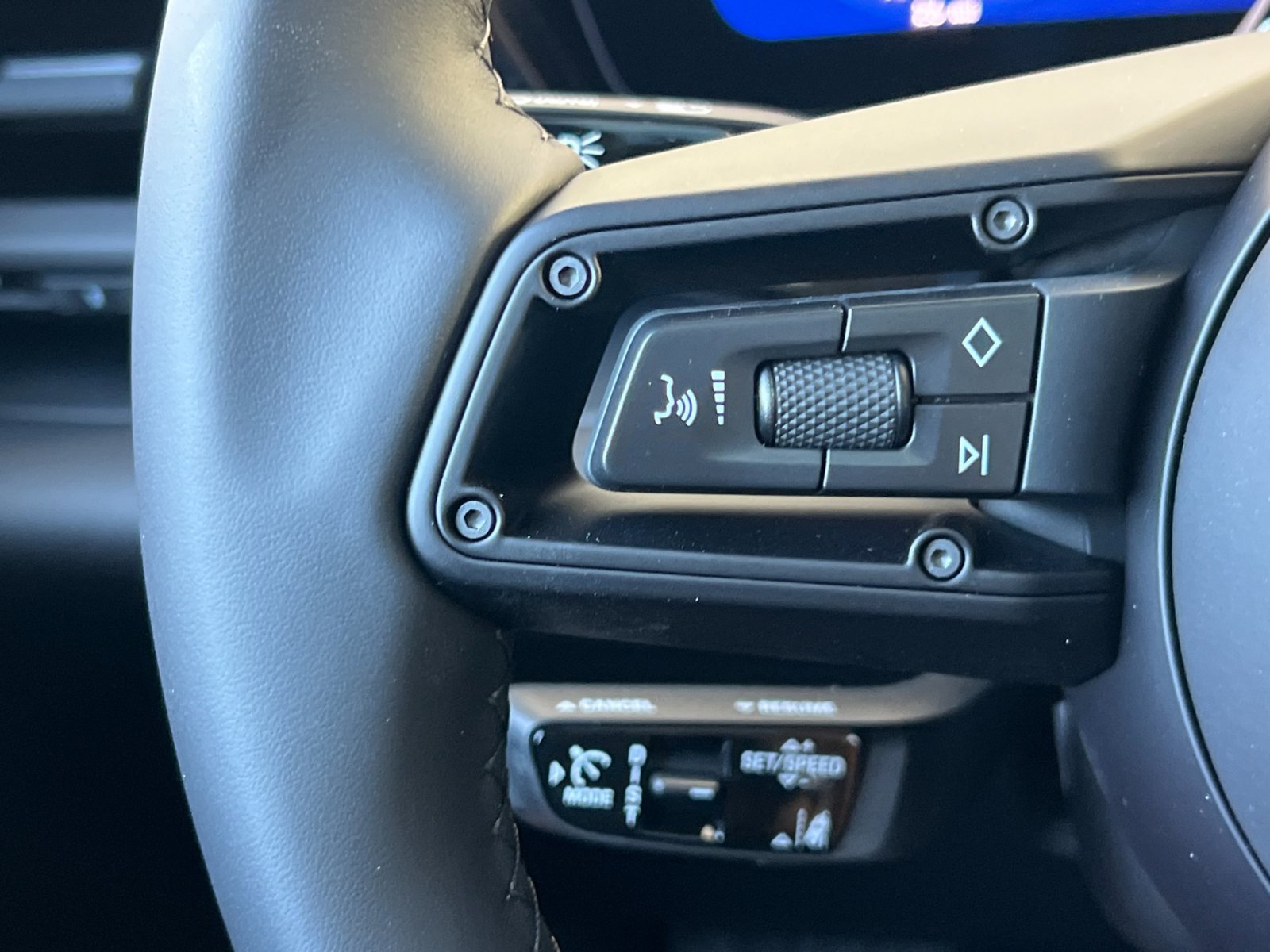 New 2026 Porsche Macan 4 Electric AWD/4WD image 29