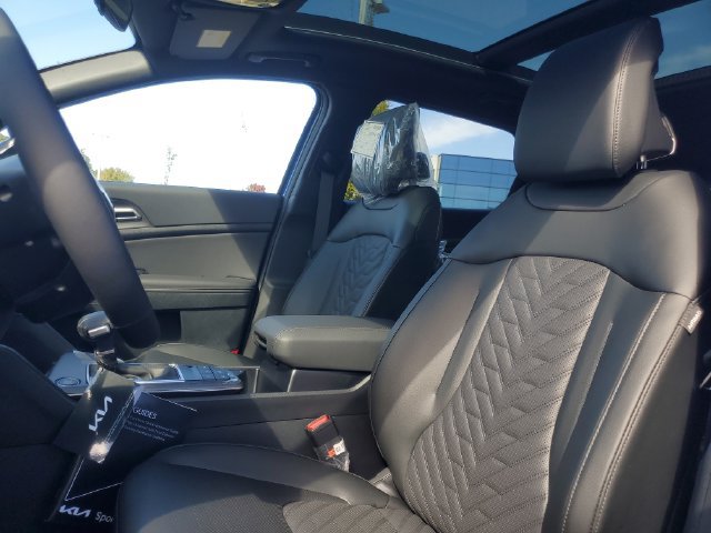 New 2026 Kia Sportage X-Line w/ X-Line Technology Package AWD/4WD image 14