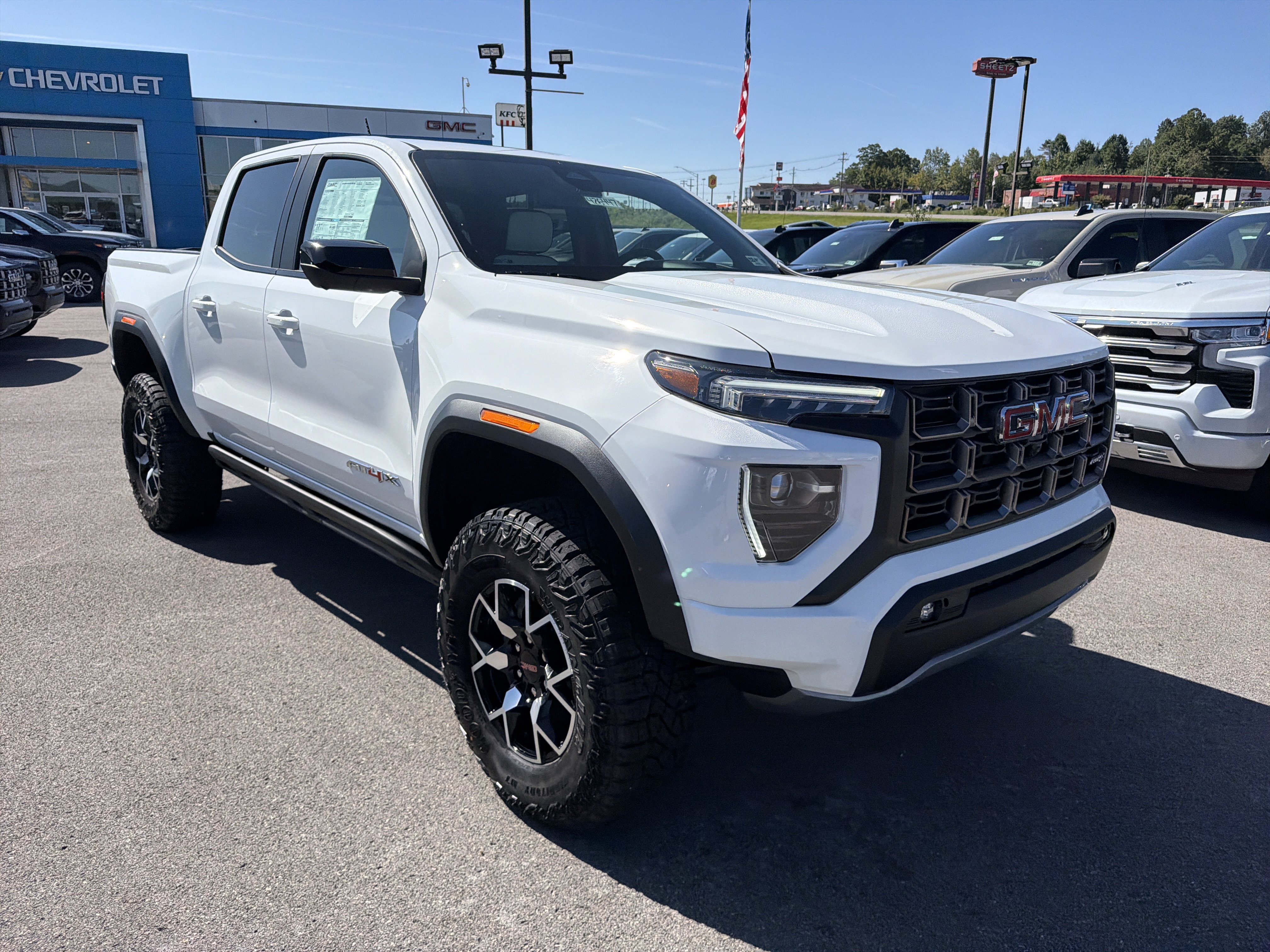 New 2026 GMC Canyon AT4X AWD/4WD image 3