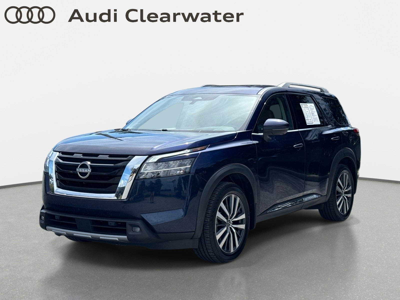 Used 2022 Nissan Pathfinder Platinum w/ Cargo Package