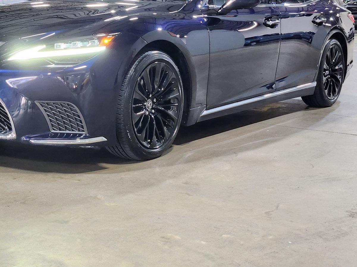 Used 2022 Lexus LS 500 w/ Interior Upgrade Package RWD image 17