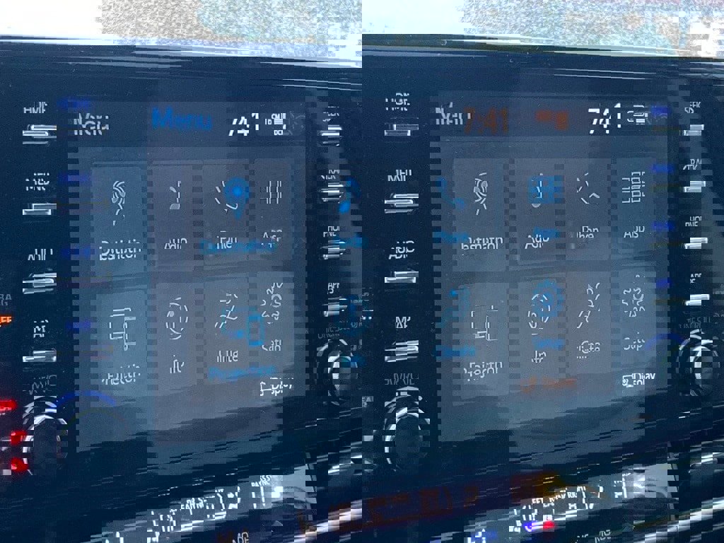 Certified 2022 Toyota Sienna XSE image 24