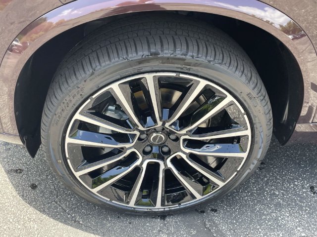 New 2026 Volvo XC90 B6 Plus w/ Protection Package AWD/4WD image 12