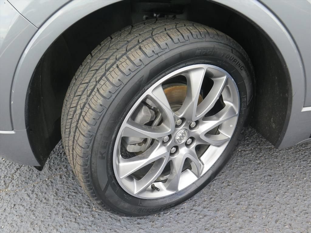Used 2020 Buick Envision Essence w/ Experience Buick Package AWD/4WD image 18