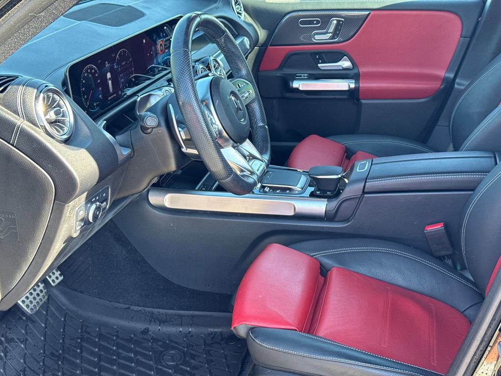 Used 2021 Mercedes-Benz GLB 35 AMG 4MATIC image 9