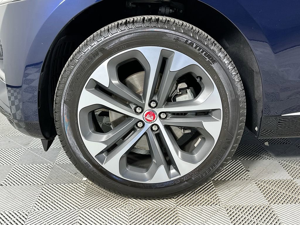 Used 2023 Jaguar F-PACE S AWD/4WD image 31
