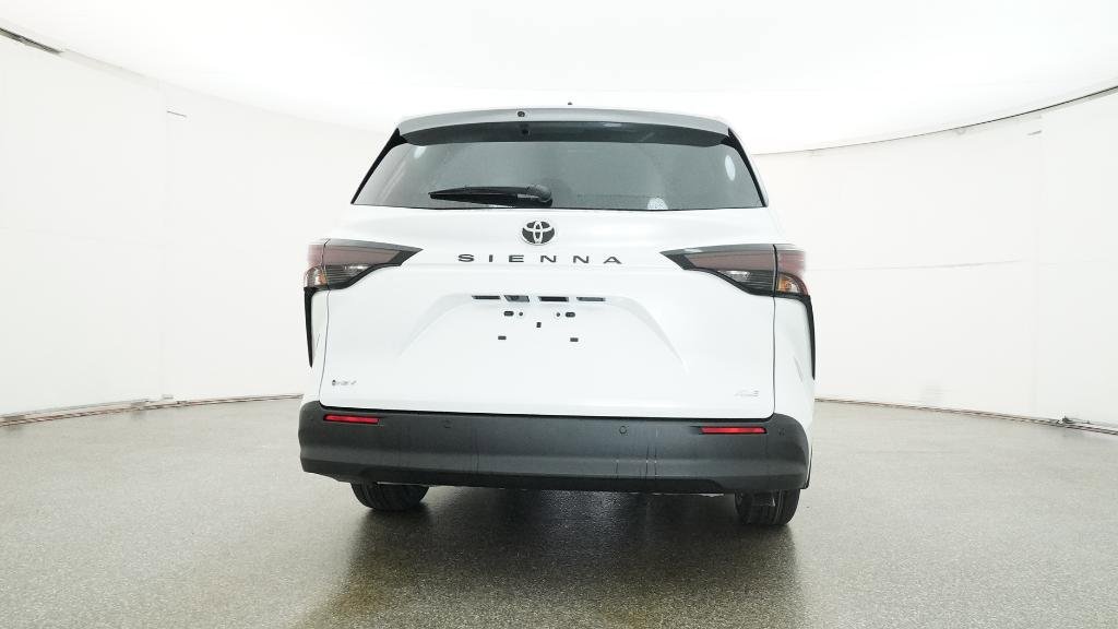 New 2026 Toyota Sienna XLE FWD image 31