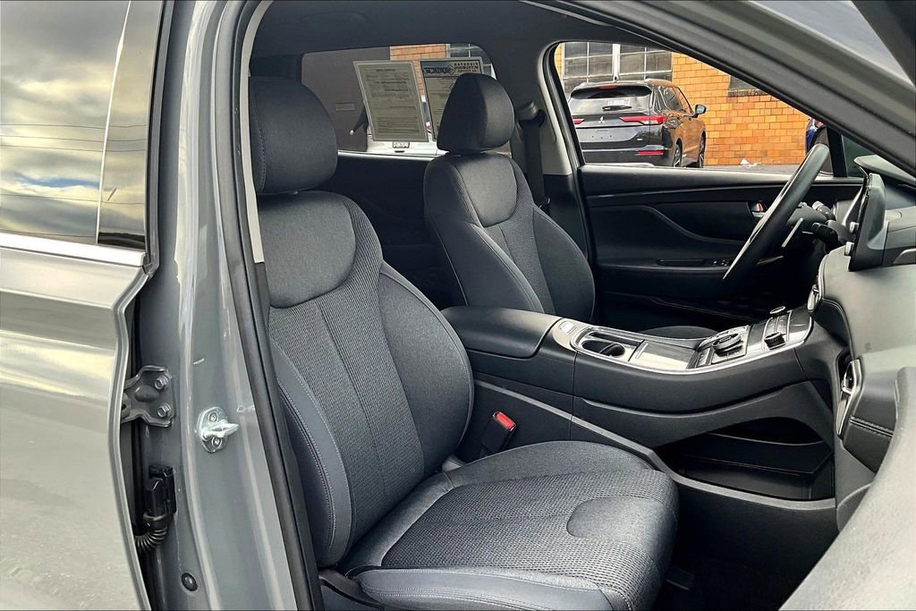 Used 2022 Hyundai Santa Fe SEL image 7