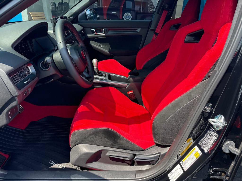 Used 2025 Honda Civic Type R image 11