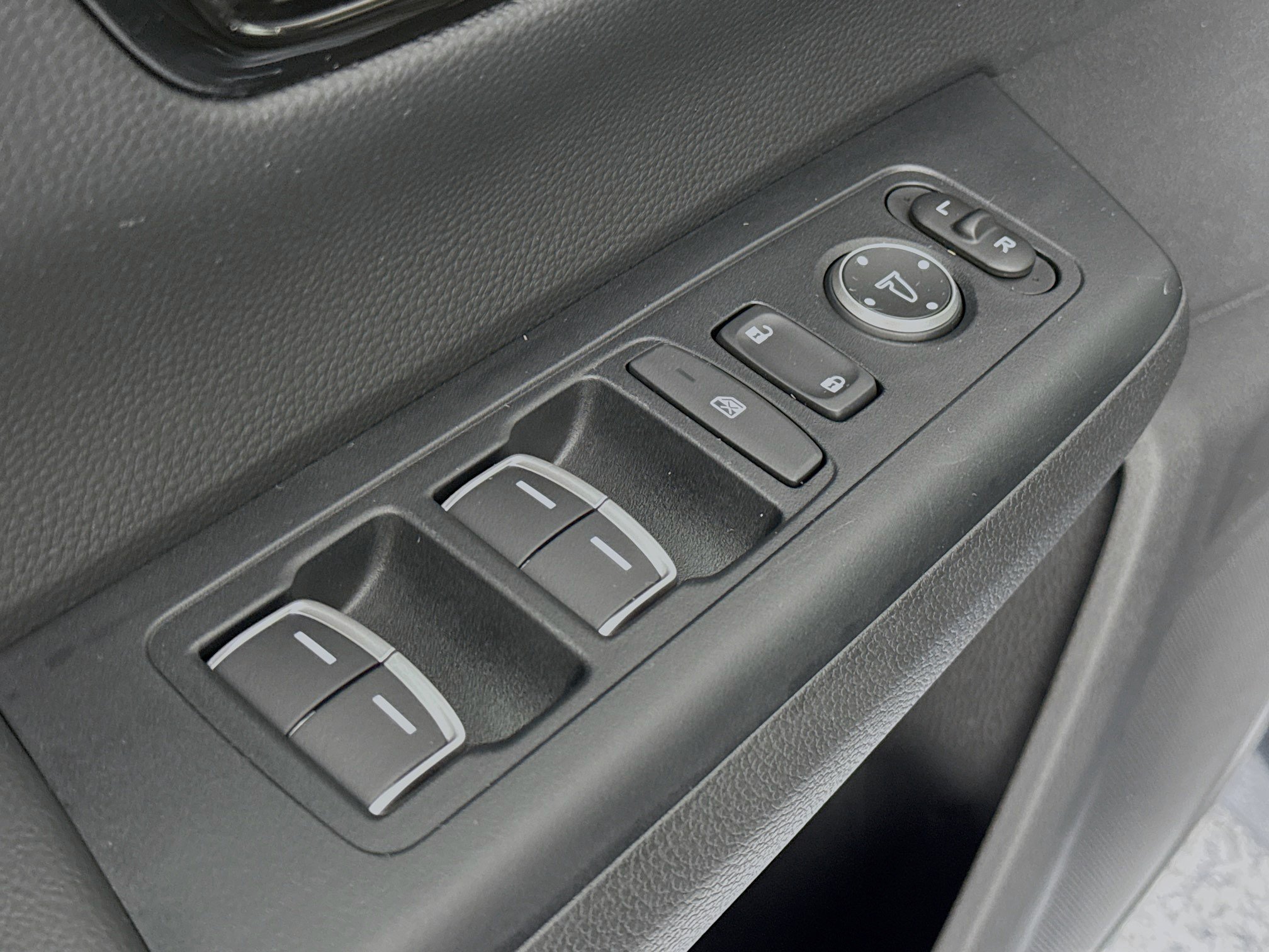 Certified 2023 Honda CR-V EX-L image 17