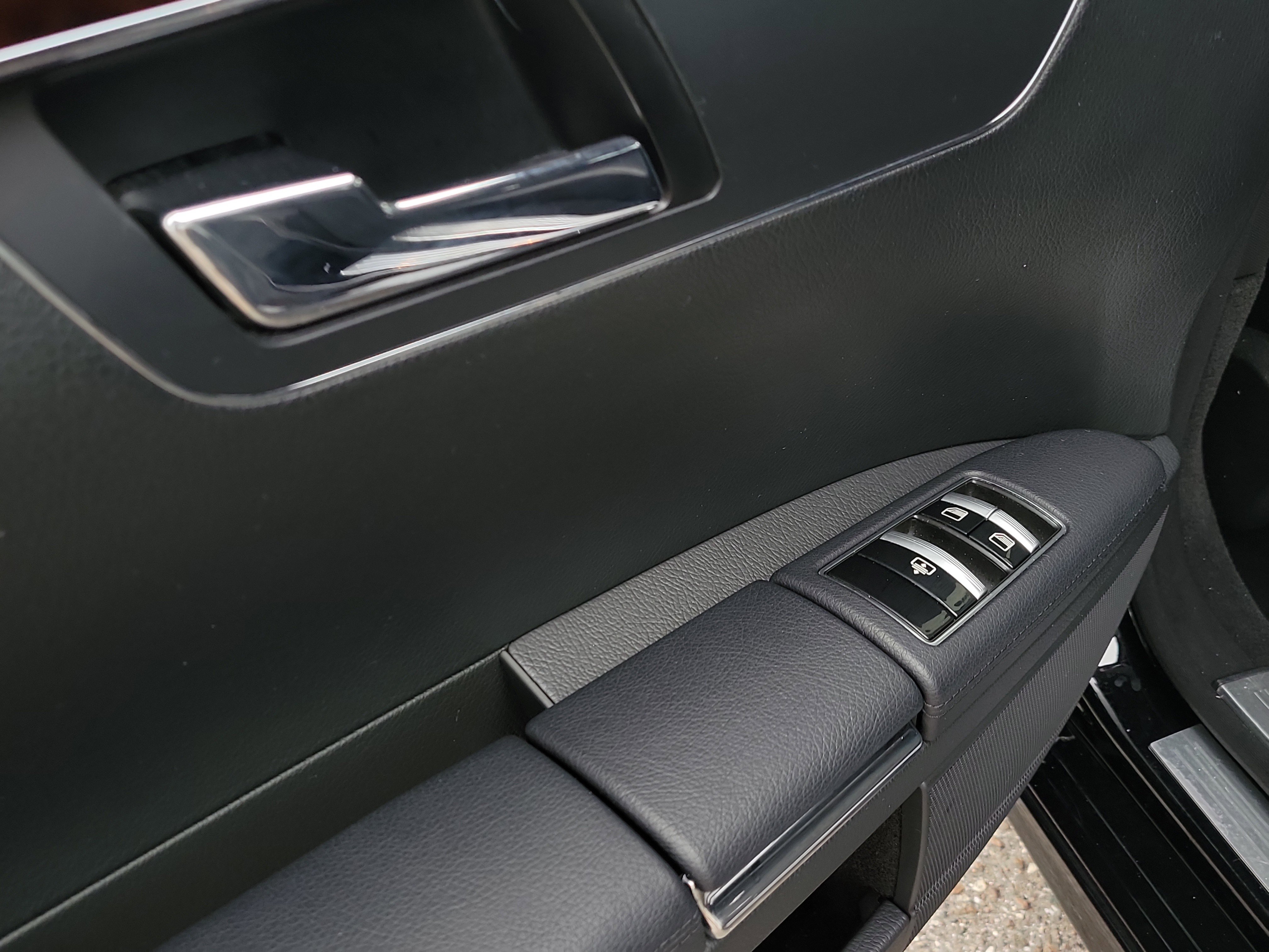 Used 2013 Mercedes-Benz S 550 image 23