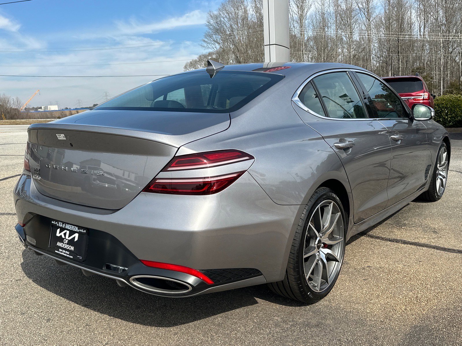 Used 2025 Genesis G70 2.5T image 3
