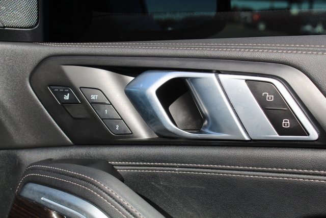 Used 2024 BMW X6 xDrive40i w/ Premium Package image 20