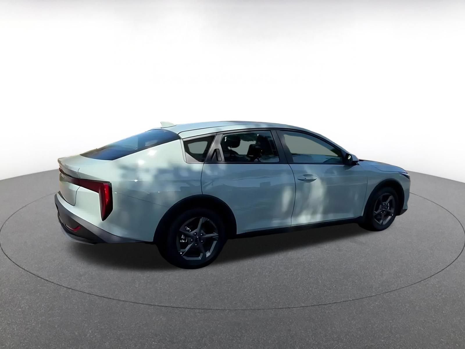 Used 2025 Kia K4 FWD image 15