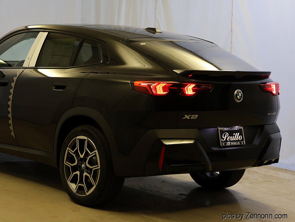 New 2026 BMW X2 xDrive28i w/ Convenience Package AWD/4WD image 8