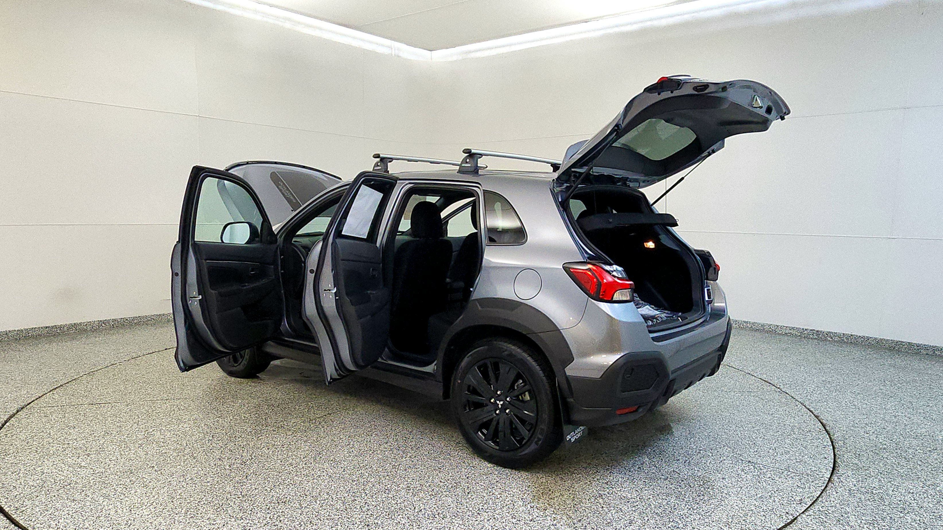 Used 2025 Mitsubishi Outlander Sport AWD image 11