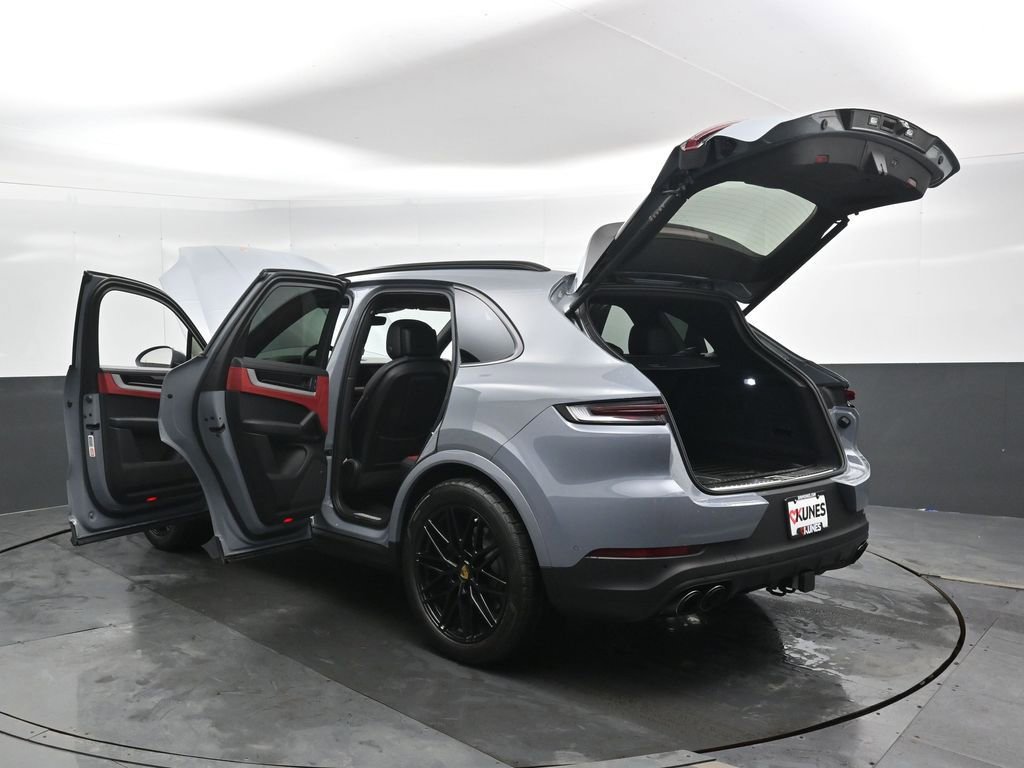 Used 2024 Porsche Cayenne image 52