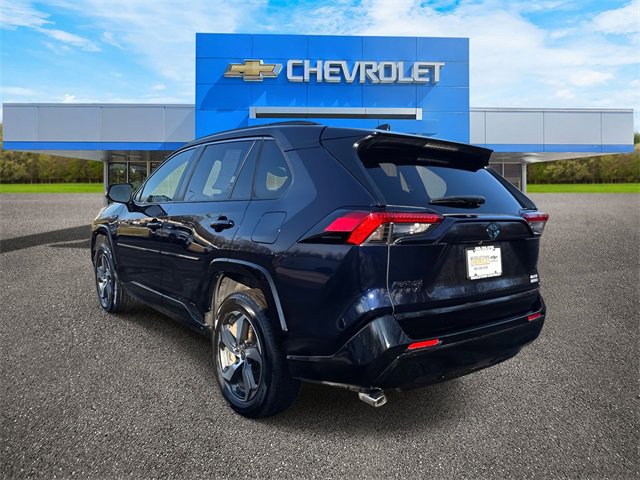 Used 2023 Toyota RAV4 SE image 4