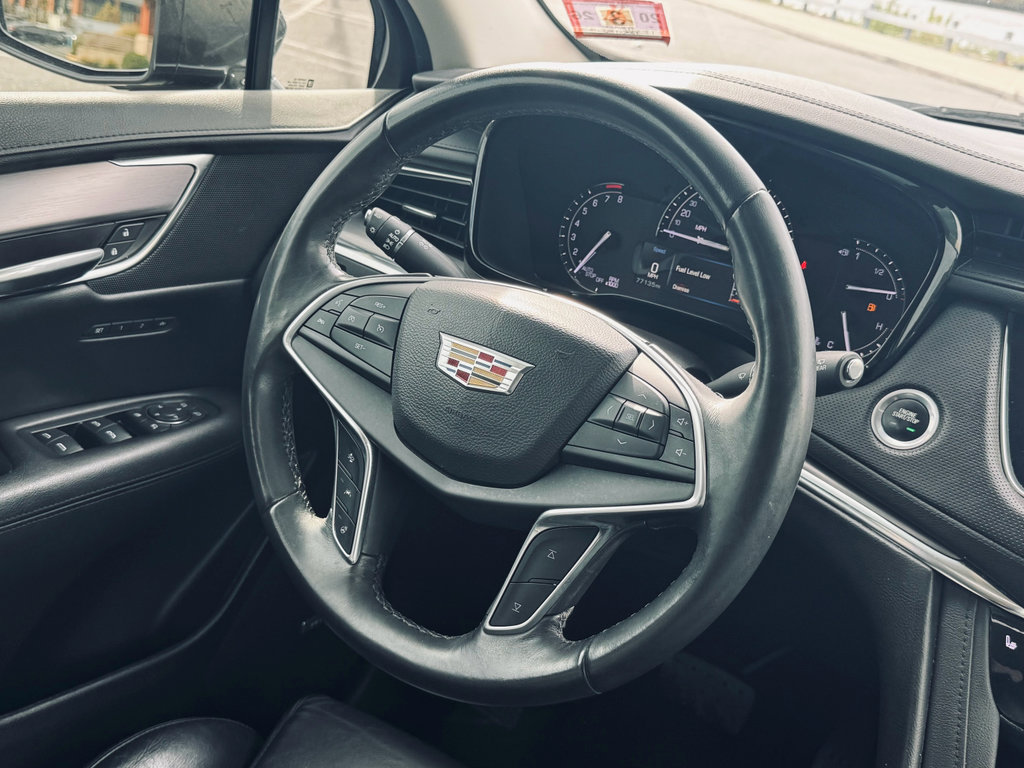 Used 2017 Cadillac XT5 Luxury w/ Driver Awareness Package image 11