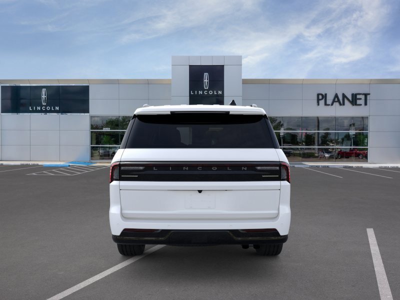 New 2026 Lincoln Navigator L Reserve AWD/4WD image 5