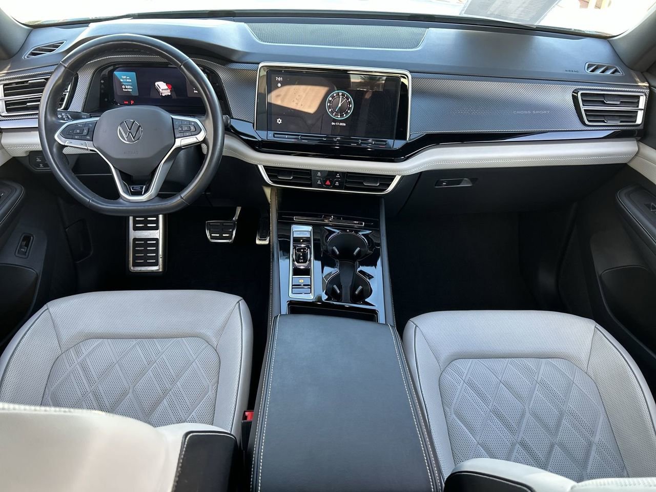 Certified 2024 Volkswagen Atlas Cross Sport SEL Premium R-Line AWD/4WD image 12