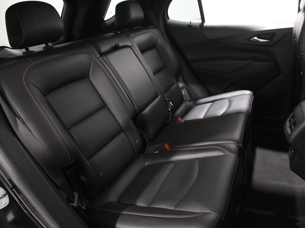 Used 2021 Chevrolet Equinox Premier w/ Redline Edition image 17