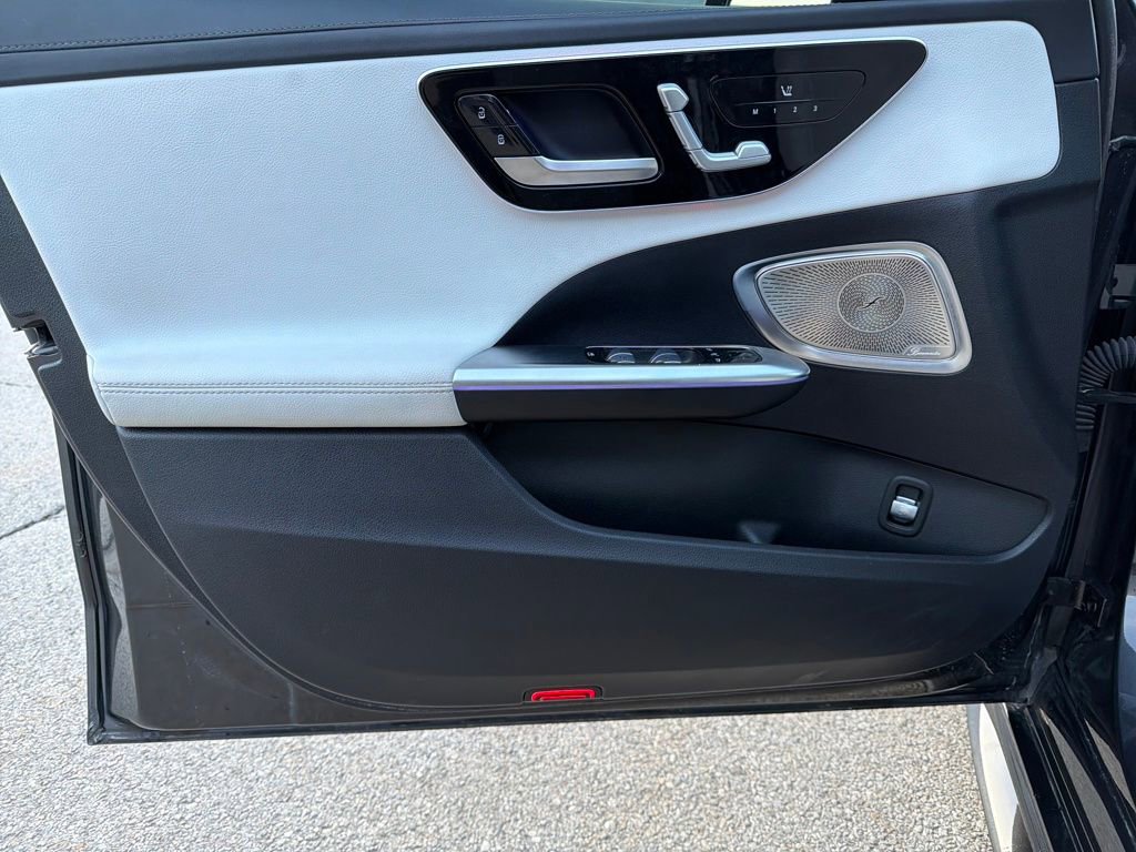 Certified 2023 Mercedes-Benz C 300 4MATIC Sedan image 10