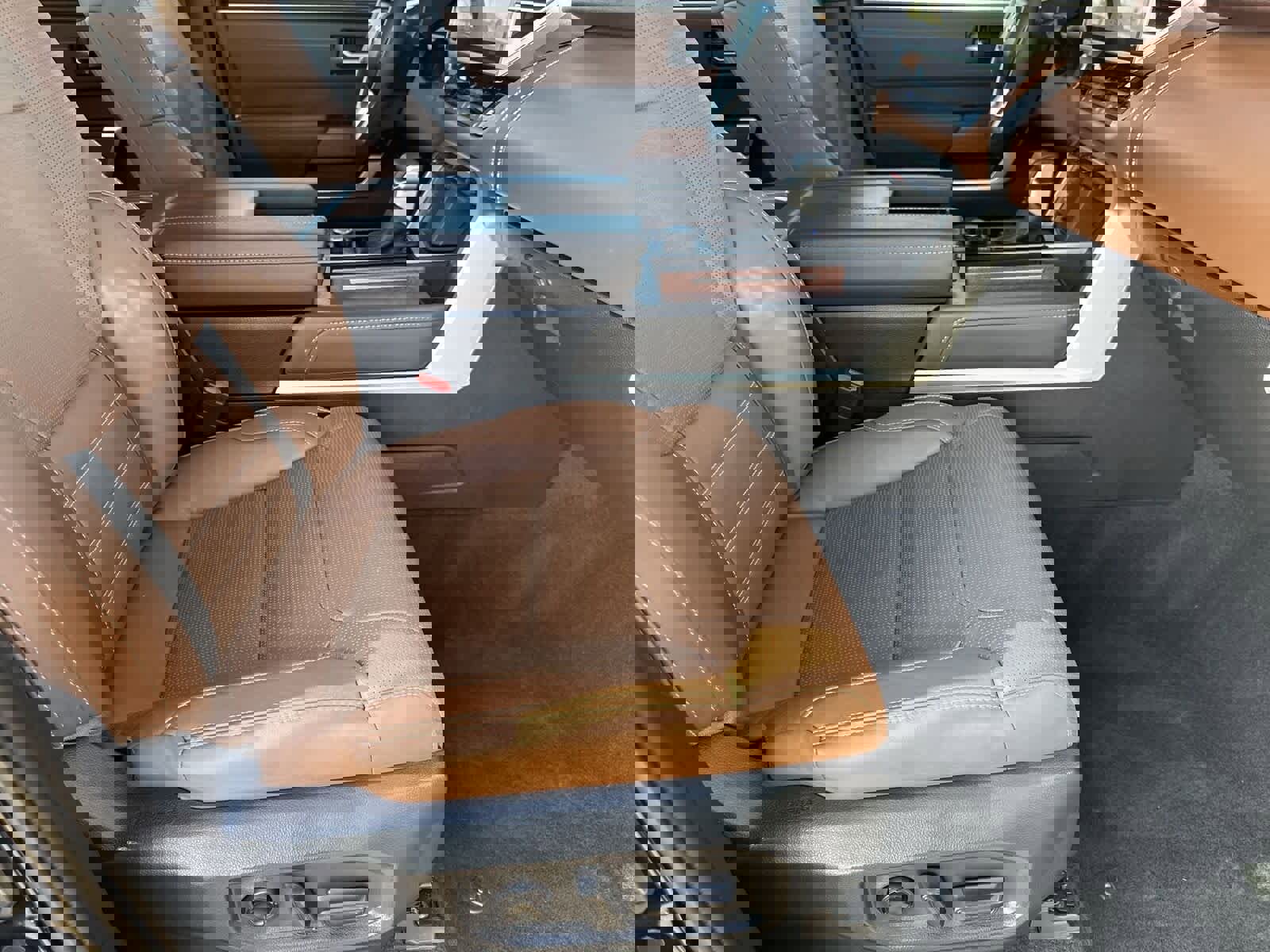 Used 2025 Toyota Tundra 1794 Edition image 12